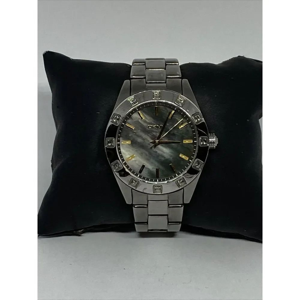DKNY NY-8662 Women's Gray Stainless Steel Analog Dial Quartz Wrist Watch MP687